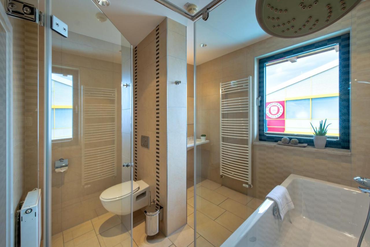 Recknitztal-Hotel Marlow Ngoại thất bức ảnh